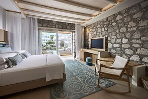 Artemis Seaside Resort