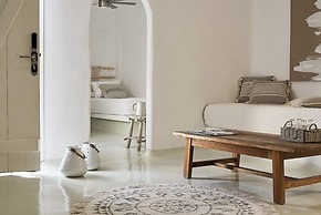 Artemis Seaside Resort