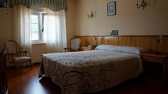 Hotel LARRY