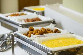 SureStay Plus Hotel by Best Western Shin-Osaka