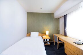 SureStay Plus Hotel by Best Western Shin-Osaka