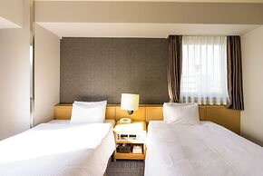 SureStay Plus Hotel by Best Western Shin-Osaka