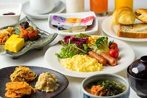 SureStay Plus Hotel by Best Western Shin-Osaka