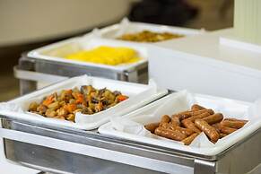 SureStay Plus Hotel by Best Western Shin-Osaka