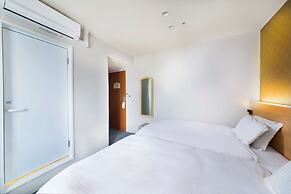SureStay Plus Hotel by Best Western Shin-Osaka