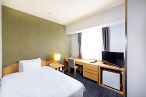 SureStay Plus Hotel by Best Western Shin-Osaka
