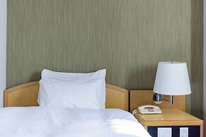 SureStay Plus Hotel by Best Western Shin-Osaka