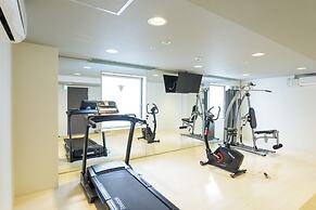 SureStay Plus Hotel by Best Western Shin-Osaka