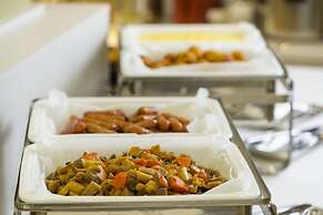 SureStay Plus Hotel by Best Western Shin-Osaka