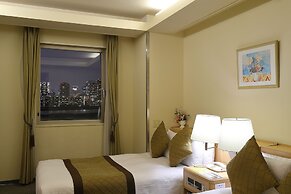 SureStay Plus Hotel by Best Western Shin-Osaka