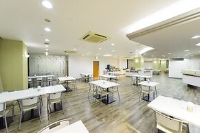 SureStay Plus Hotel by Best Western Shin-Osaka