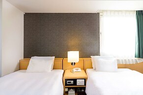 SureStay Plus Hotel by Best Western Shin-Osaka