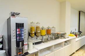 SureStay Plus Hotel by Best Western Shin-Osaka