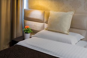 La Boheme Hotel