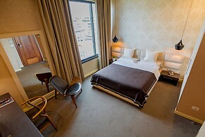 La Boheme Hotel