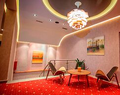 La Boheme Hotel