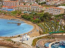 Myroandrou Beach Apartments