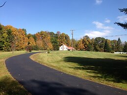 Four Winds Country Motel