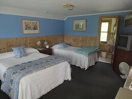 The Cabins at Autumn Mountain Winery