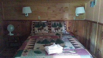 The Cabins at Autumn Mountain Winery
