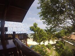 Moon Beach Resort