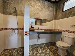 Araya Boutique Hotel