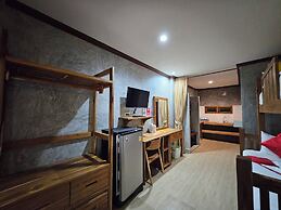 Araya Boutique Hotel