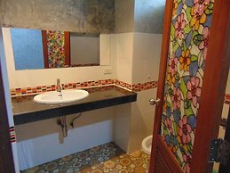 Araya Boutique Hotel