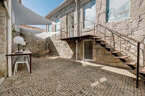 Olala Fine Arts Studios