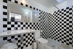 Olala Fine Arts Studios