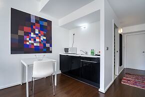 Olala Fine Arts Studios