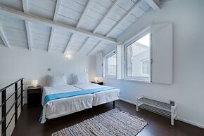 Olala Fine Arts Studios