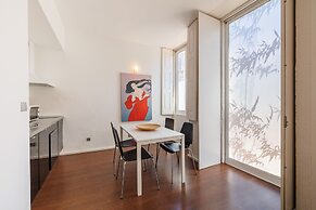 Olala Fine Arts Studios