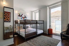 Olala Fine Arts Studios