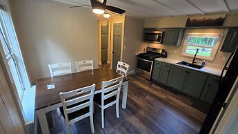 Abbot Trailside Lodging