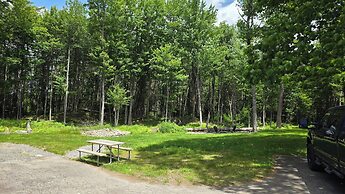 Abbot Trailside Lodging