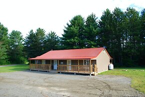 Abbot Trailside Lodging