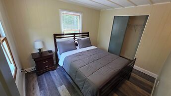 Abbot Trailside Lodging