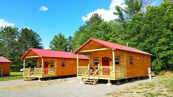 Abbot Trailside Lodging