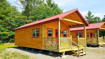 Abbot Trailside Lodging