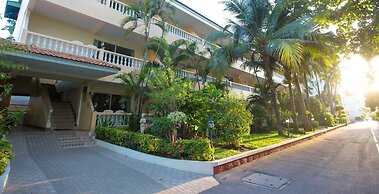 Twin Palms Resort