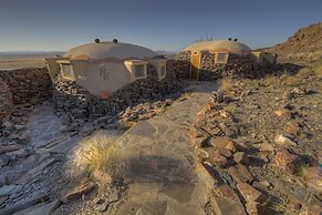 Rostock Ritz Desert Lodge