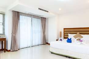 Lasalle Suites Hotel & Residence
