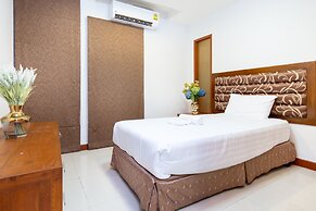 Lasalle Suites Hotel & Residence