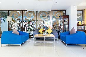 Lasalle Suites Hotel & Residence