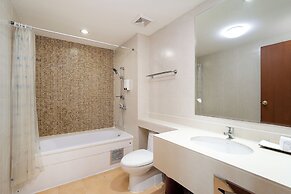 Lasalle Suites Hotel & Residence