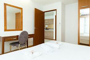 Lasalle Suites Hotel & Residence