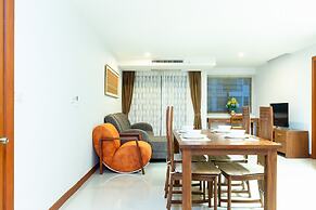 Lasalle Suites Hotel & Residence