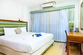 Lasalle Suites Hotel & Residence