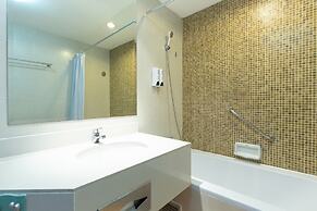 Lasalle Suites Hotel & Residence